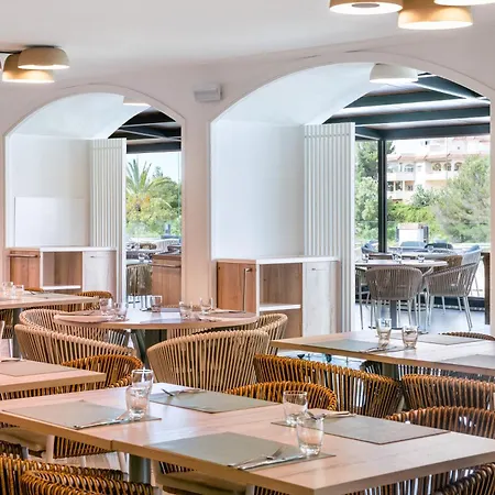 Salles Marina Portals Hotel 4*