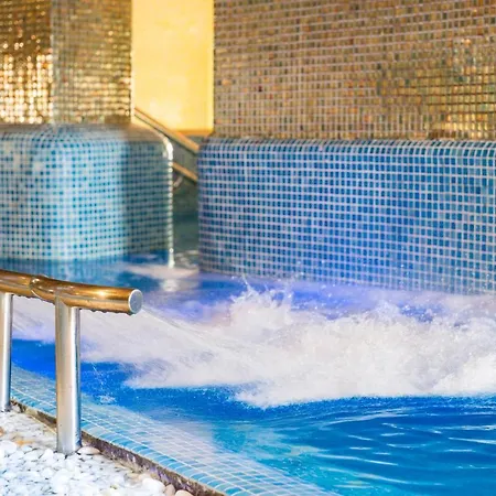 Salles Marina Portals 4*